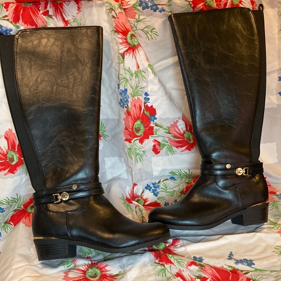 liz claiborne boots wide calf